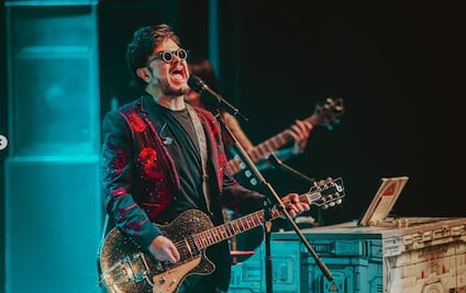 Por asuntos de salud, Aleks Syntek reprograma lo que resta de su gira: "regresaré más fuerte"