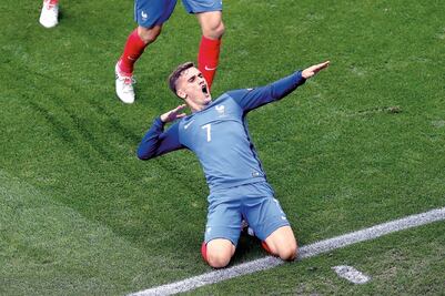 Antoine Griezmann rescata a Francia