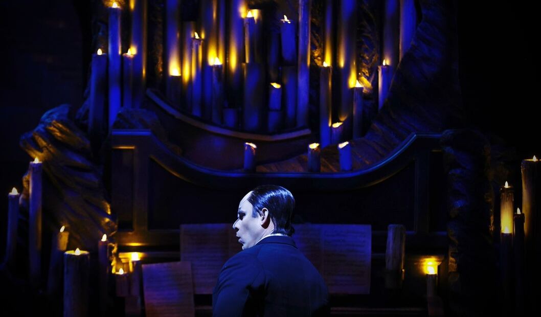 Estreno de la obra El Fantasma de la ópera en el Teatro de los Insurgentes. Fotos: Berenice Fregoso El Universal