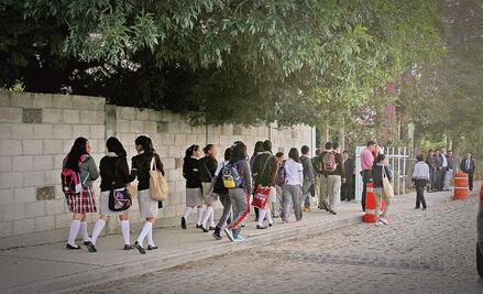 Piden pase de grado a alumnos de educación básica y media superior por Covid-19