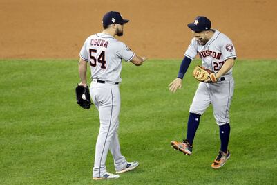 Los Astros vencen a los Nationals y siguen con vida en la Serie Mundial