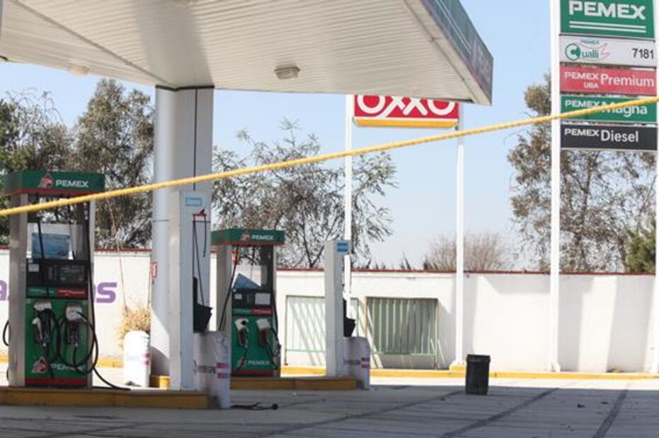 Gasolinera que “vende más barato” ¡lleva 2 años clausurada!