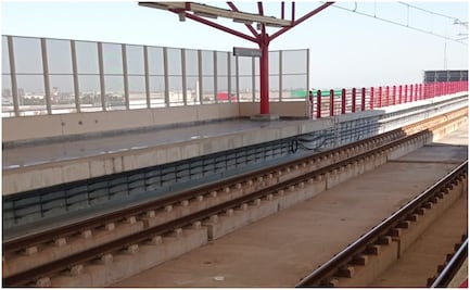 Vagón del Metro impacta a mujer en Monterrey; es traslada al hospital por lesiones en cráneo y costillas