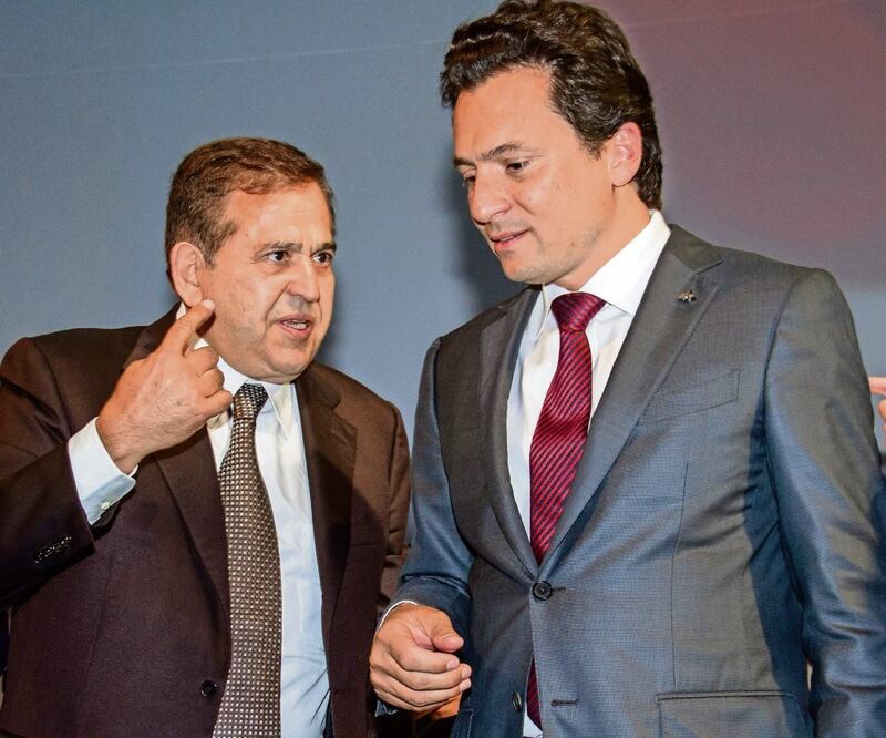 Alonso Ancira (izq.) vendió a sobreprecio Agro Nitrogenados a Pemex —cuando era dirigida por Emilio Lozoya (der.)—y debe reparar el daño, dijo el Presidente. Foto: Archivo/EL UNIVERSAL