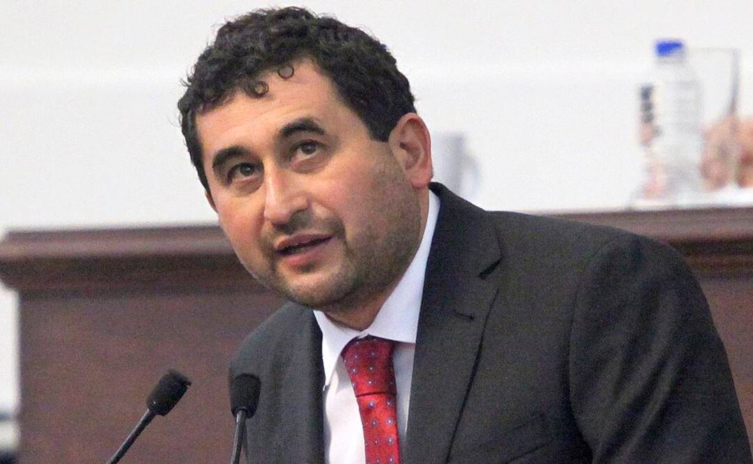 César Cravioto, coordinador parlamentario de Morena. (Foto: El Universal / Archivo)