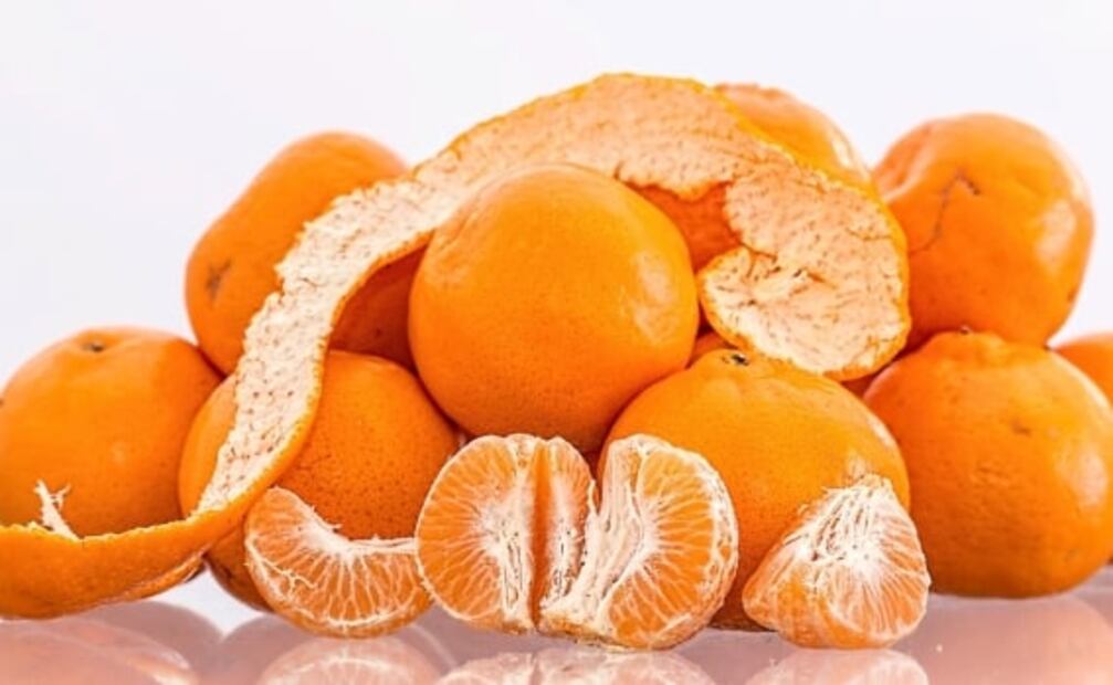 Para qué sirve hervir la cáscara de mandarina