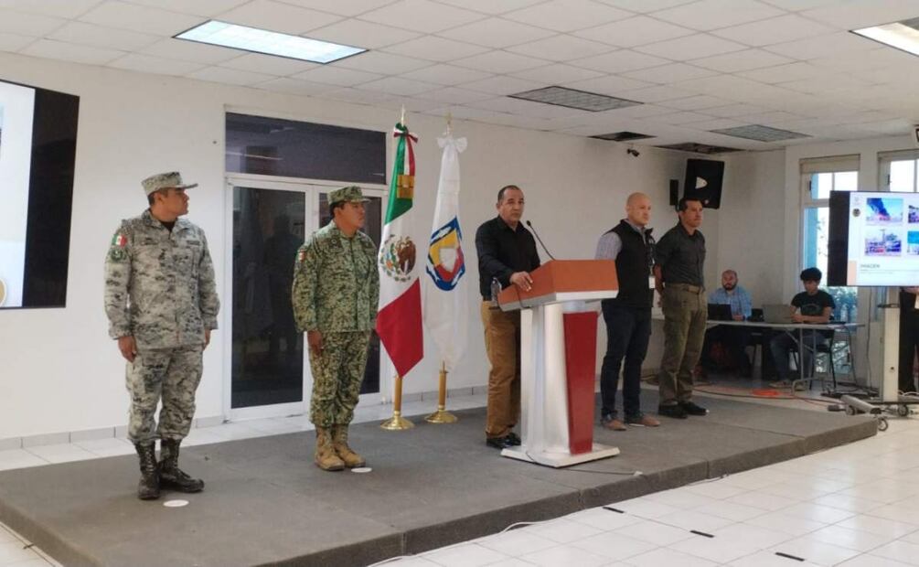 Autoridades de seguridad durante la presentación de un recuento de hechos violentos en Baja California Sur (25/04/2025). Foto: Especial
