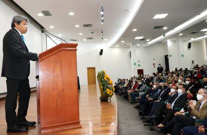 Alberto Sánchez asume la dirección del Cinvestav: promete equidad de género y actualización de líneas de investigación 