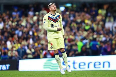 Nicolás Castillo se vuelve a lesionar en América