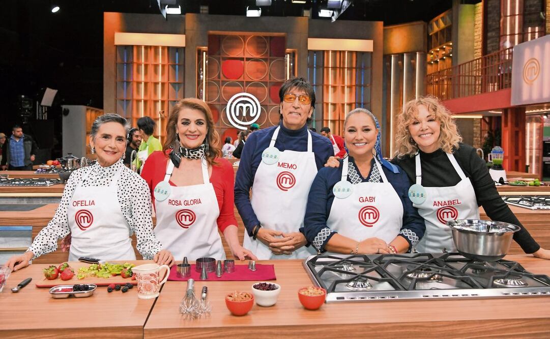 O. Medina, RG. Chagoyán, M. Ríos, Gaby Rivero y A. Ferreira. (27/03/2025) Foto: TV Azteca