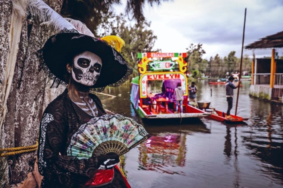 Disfruta de la obra de teatro La Catrina en Trajinera 2019 en Xochimilco