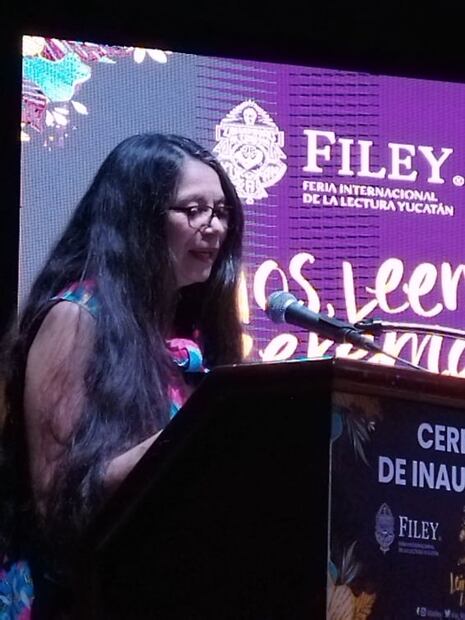 Carmen Boullosa recibe el FILEY y celebra la nueva ola de escritoras latinoamericanas