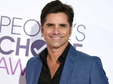 John Stamos se comprometió en Disneylandia
