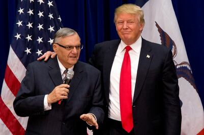Juez avala indulto que Trump dio al exsheriff Joe Arpaio