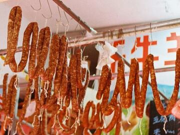 Qué personas no pueden comer longaniza