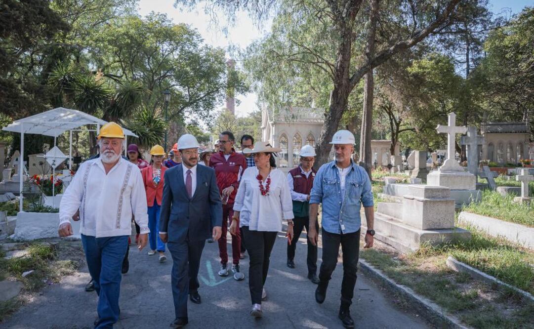 Remodelación del Panteón Dolores. Foto: Twitter @martibatres