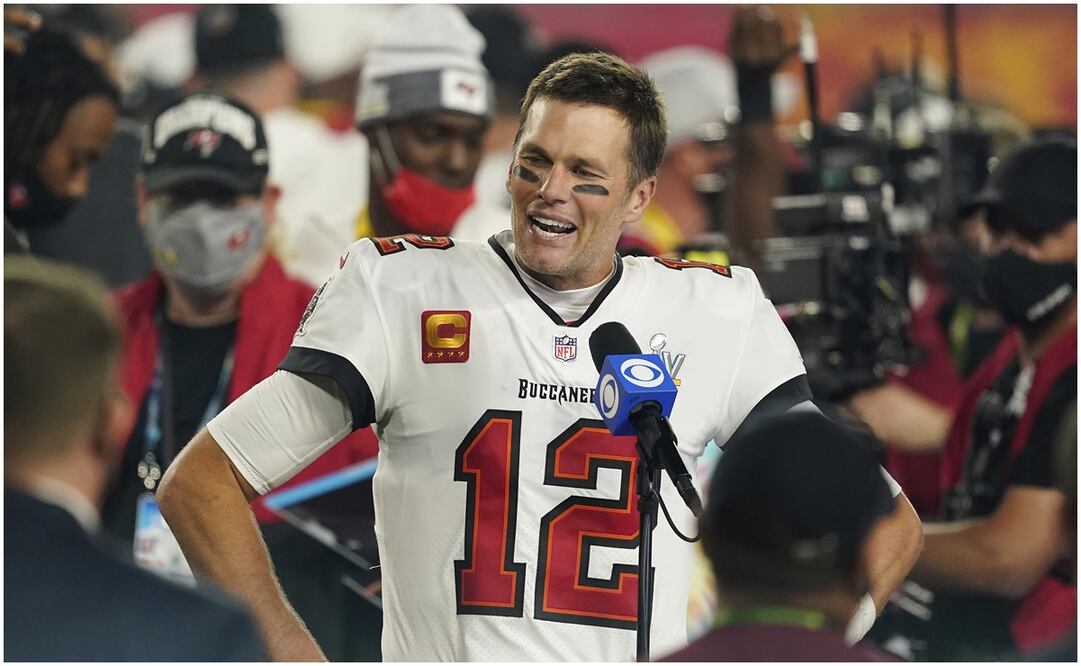 Tom Brady ya firmó la extensión de contrato con Buccaneers; será agente libre en 2023 / FOTO: AP