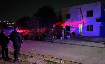 Asesinan a balazos a madre e hijo en fraccionamiento de Culiacán; la vivienda fue incendiada