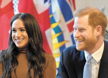 Reina Isabel II pide solución al Megxit