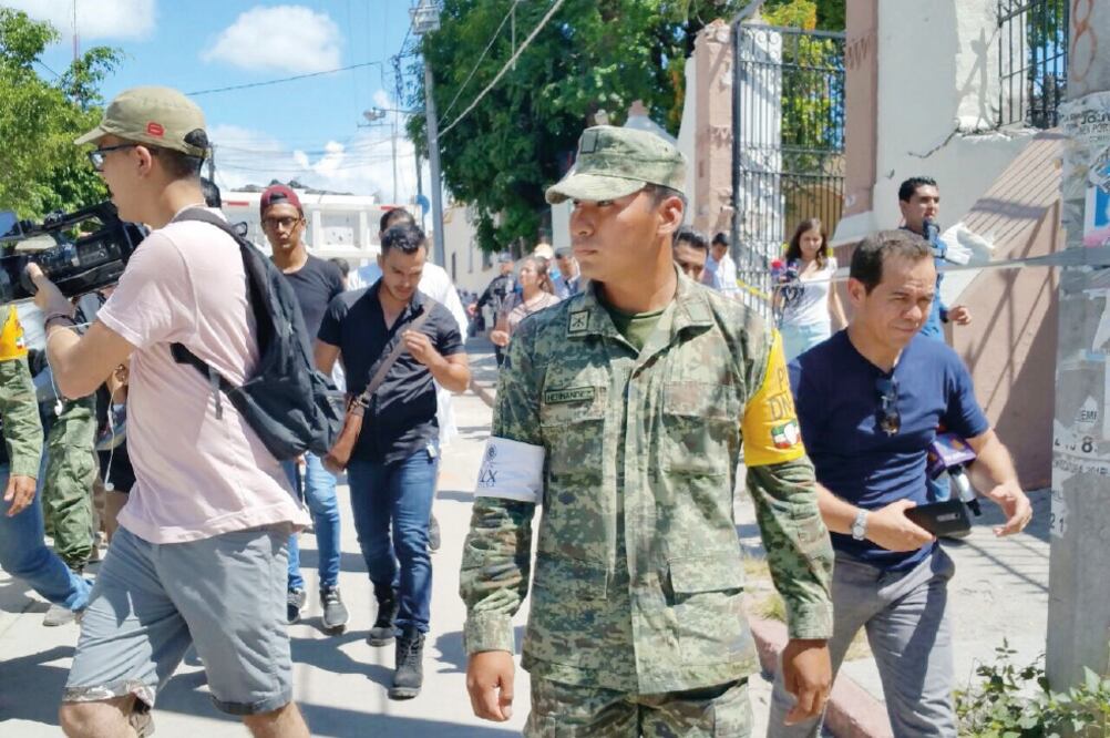 El soldado Martín Moctezuma Luis Hernández pertenece al 108 Batallón de Infantería, base Lagartos, que está a 10.4 kilómetros de la cabecera municipal de Jojutla (TONY RIVERA. EL UNIVERSAL)