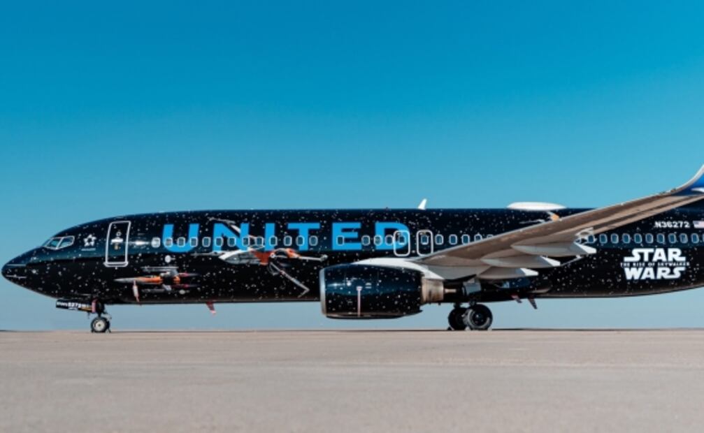 Así es el avión de Star Wars que llegó a CDMX