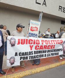 Incondicional de Romero Deschamps queda al frente del sindicato de Pemex