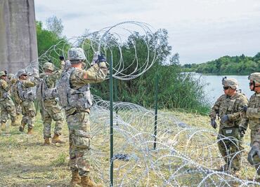 Soldados de EU en frontera con México, elegibles para recibir Medalla al Servicio: Fox News