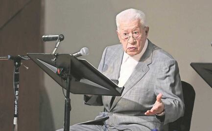 La política mexicana es el PRI y los desechos del PRI: López Tarso