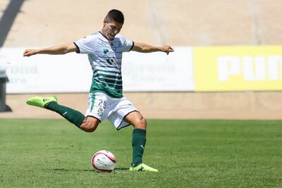 Ronaldo Cisneros llega a Chivas 