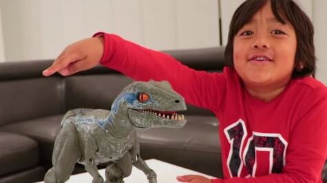 El niño de 8 años "youtuber" mejor pagado del mundo