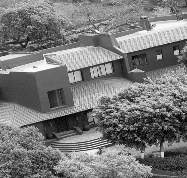 EL UNIVERSAL reveló en 2006 la mansión “napoleónica” de Napito