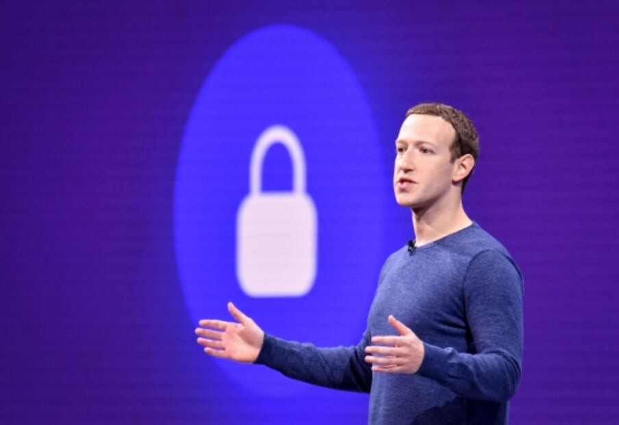 Zuckerberg promete transformar Facebook