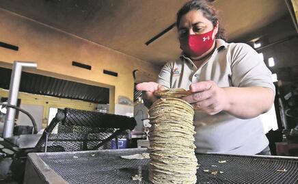 Precios de maíz y gas amenazan a la tortilla en Michoacán; prevén kilo hasta en 30 pesos