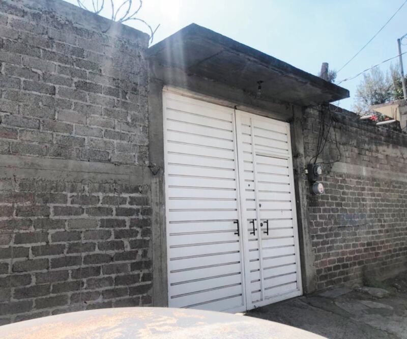 En un recorrido en la zona del operativo, desde Camino Ancho 20, se ubicaron tres cámaras, dos de ellas públicas y una más en un domicilio. La número ID7708 registró el paso de la mujer que sustrajo a la menor de edad. KEVIN RUIZ. EL UNIVERSAL