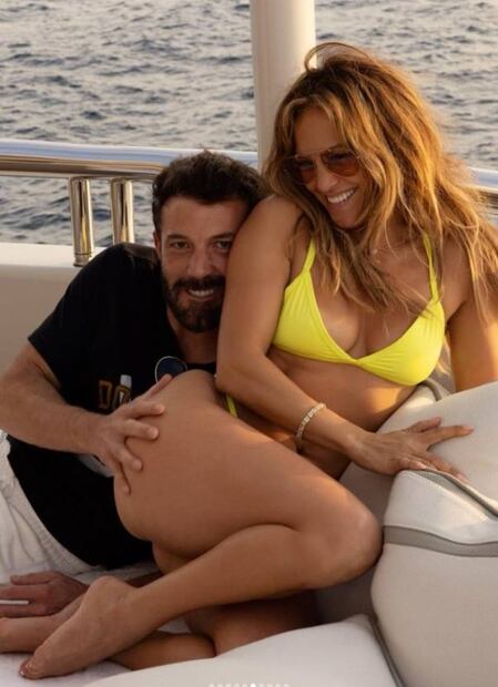Tachan de "ridículos" a Jennifer Lopez y Ben Affleck por los tatuajes que se hicieron 