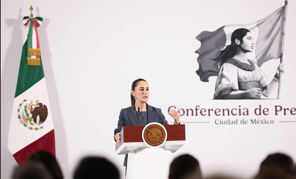 La Mandataria Sheinbaum Pardo rechazó participar en el Foro de Cooperación Económica Asia-Pacífico (APEC), que se desarrolla en Perú del 10 al 16 de noviembre. Foto: EFE