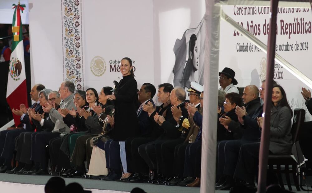 Sheinbaum Pardo explicó que para el país es de suma importancia conmemorar los 200 años de la llegada del primer presidente para recordar los anhelos de soberanía, libertad y dignidad del pueblo para defenderse de potencias extranjeras. Foto: Carlos Mejía/EL UNIVERSAL