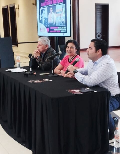 Dramaturgos de Baja California debaten en Los Pinos