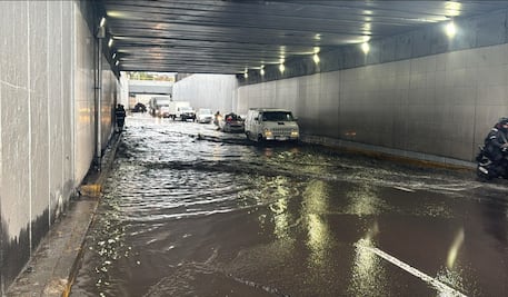 Implementa SSC CDMX operativo “Tlaloque” en alcaldía Cuauhtémoc; apoyan a automovilistas afectados por las lluvias