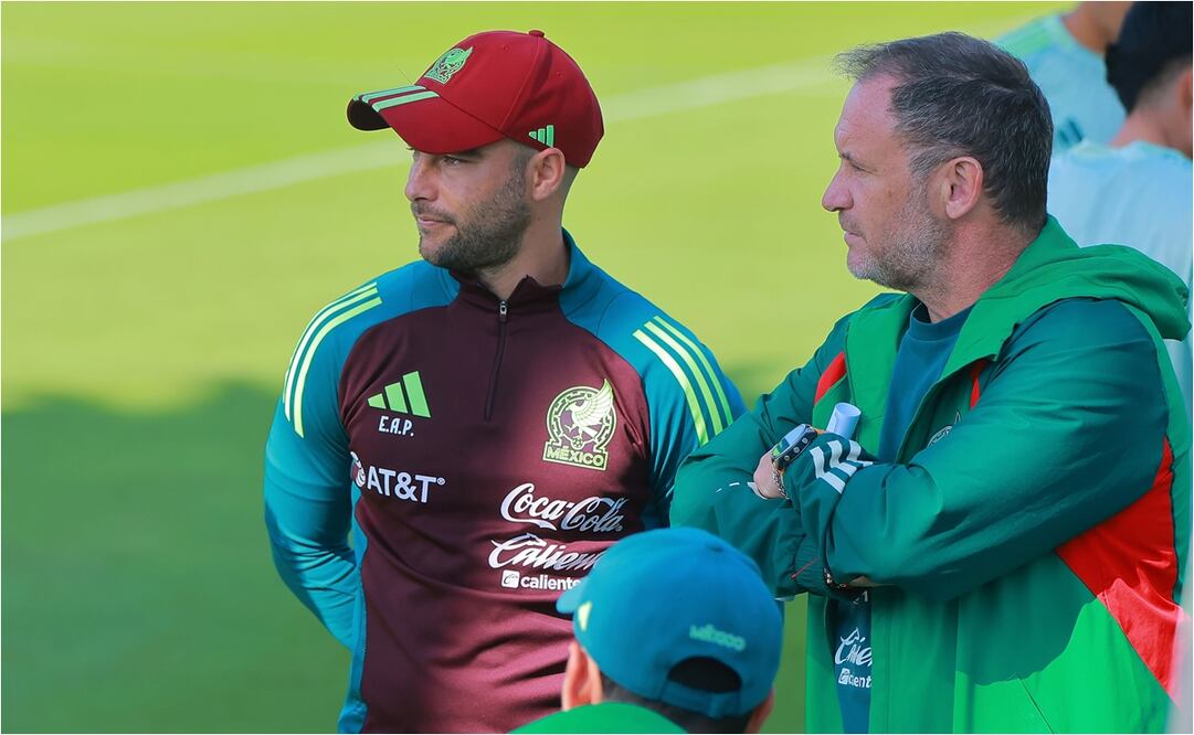 Eduardo Arce y Andrés Lillini en un entrenamiento de la Selección Mexicana Sub 20