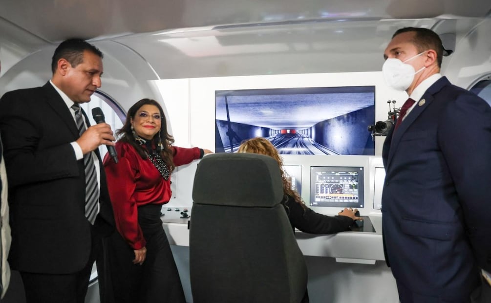 Brugada entrega simuladores al Metro; refuerzan seguridad y capacitación en Línea 1. Foto: Hugo Salvador