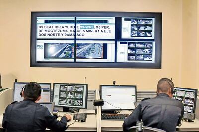 Arrestan a dos por robo en transporte público en AO