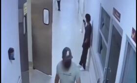 Video: Momento exacto en que asesinan a mujer dentro del Hospital General de Tijuana; el atacante se hizo pasar por personal de salud