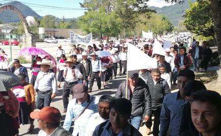 Peregrinación por la paz y justicia reúne a más de mil 500 fieles en Chalchihuitán, Chiapas