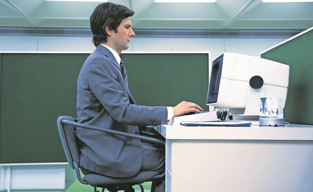 Adam Scott será Mark, empleado de Lumon.  APPLE TV+