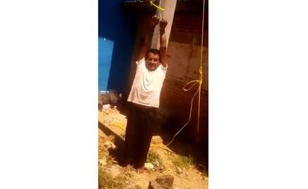 Video. Síndico retenido en Chiapas pide ayuda para no ser quemado vivo