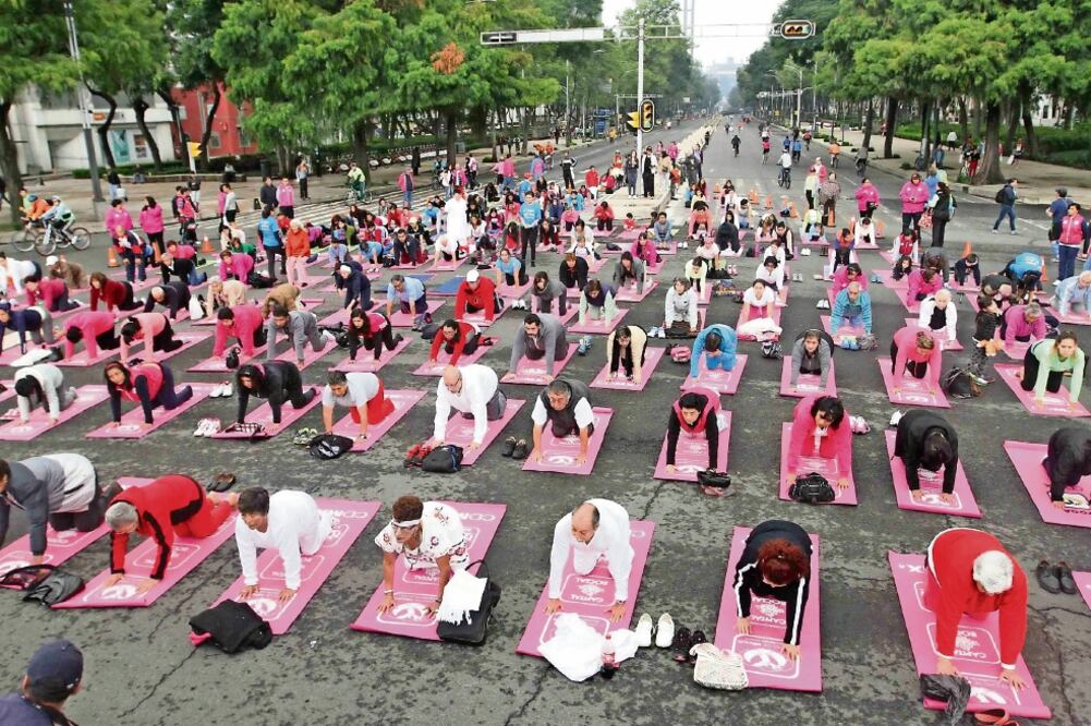 Se ofrecerán clases masivas de zumba, yoga y aeróbicos, así como muestras y exhibiciones de lucha libre, boxeo, entre otras (ARCHIVO EL UNIVERSAL)