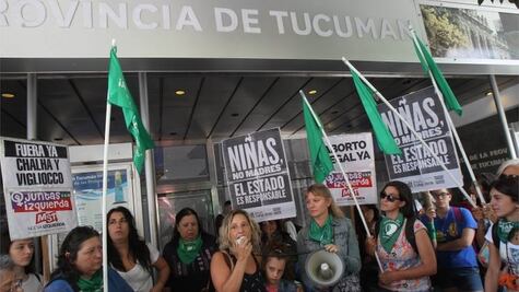 Los casos de dos niñas violadas reavivan debate sobre el aborto en Argentina