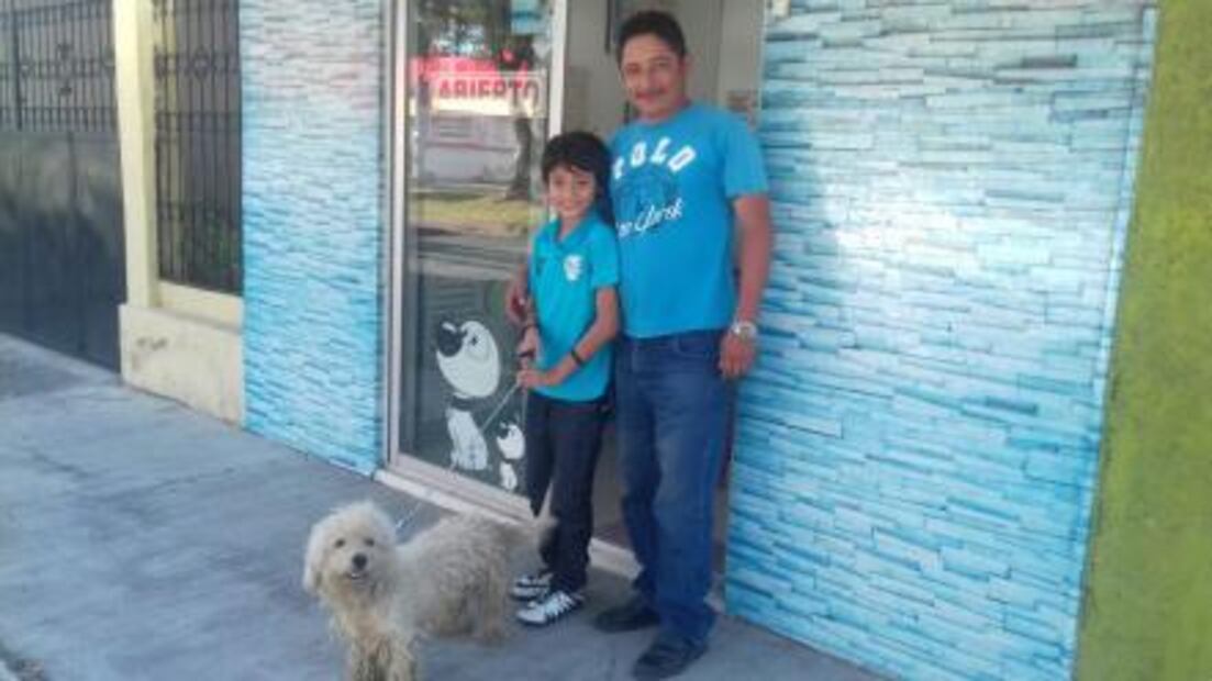 Max, 'el saqueadorcito' de Chetumal, recibe regalos 