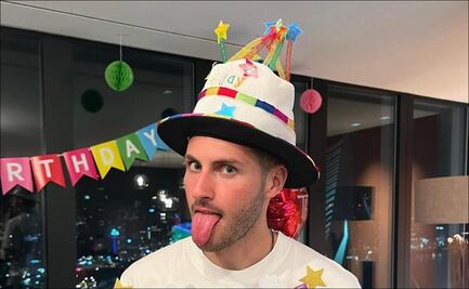 Así festejó Santiago Giménez su cumpleaños 22